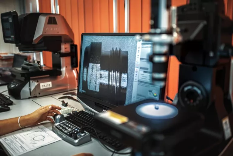 Precyzja bez kompromisów - polityka jakości TOKAR CNC Technology